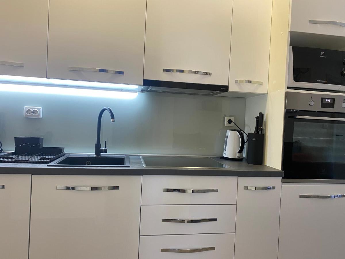 Apartmani Vera Primosten Ngoại thất bức ảnh